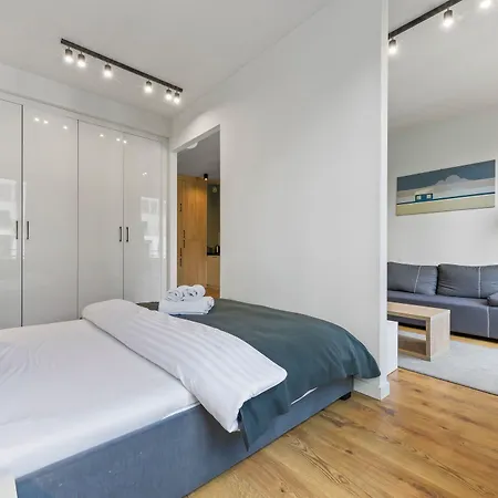 Rentplanet - Slawinska Apartmán Varšava