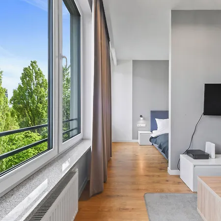 Lägenhet Rentplanet - Slawinska Warszawa